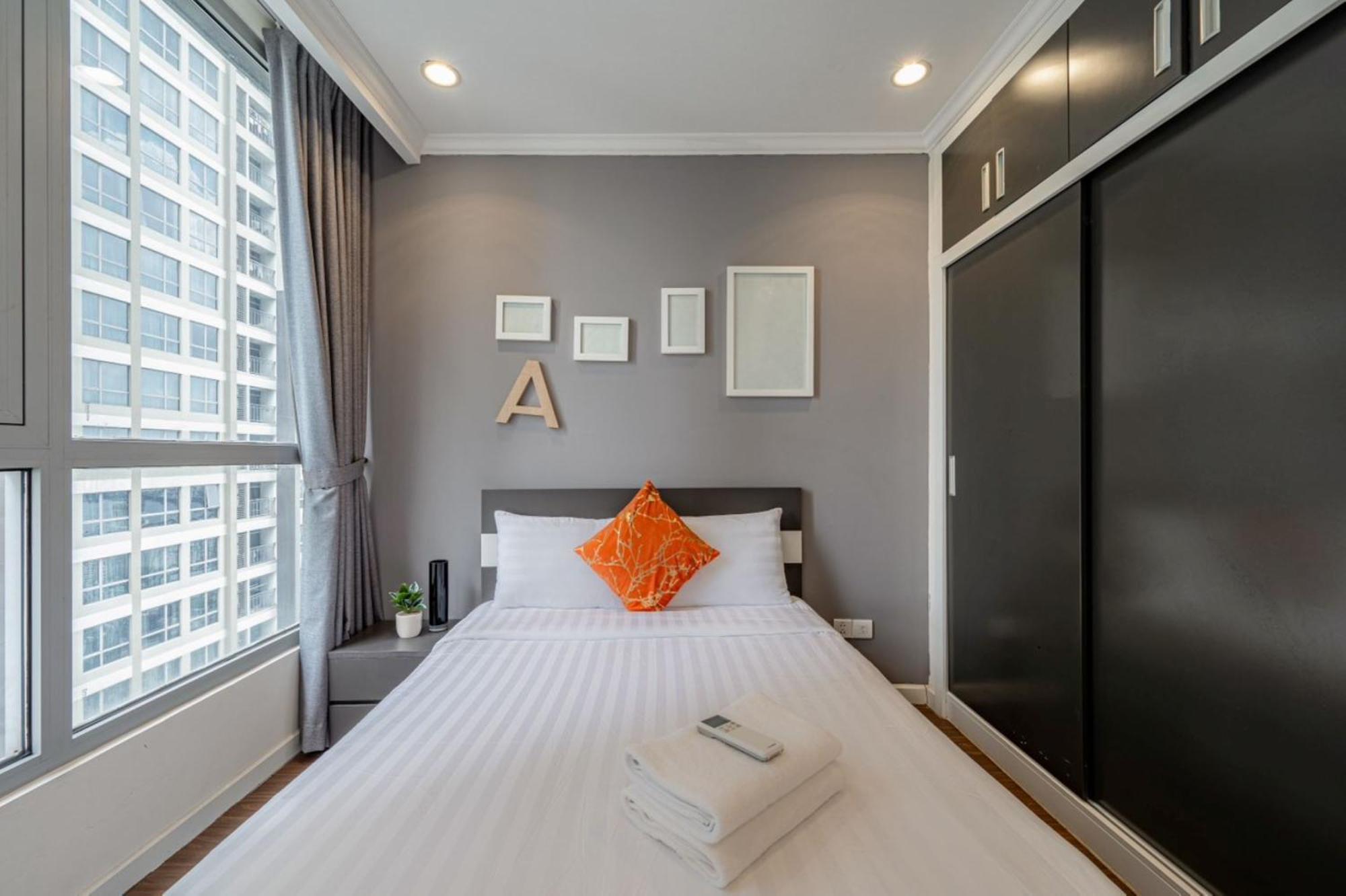 Vinhomes Romantic * TP. Hồ Chí Minh