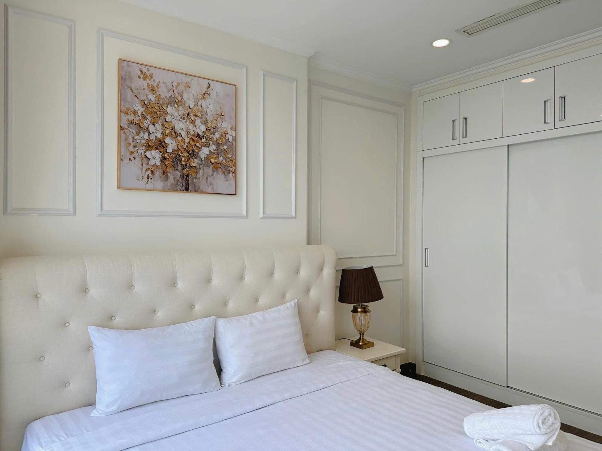 Vinhomes Romantic Căn hộ *